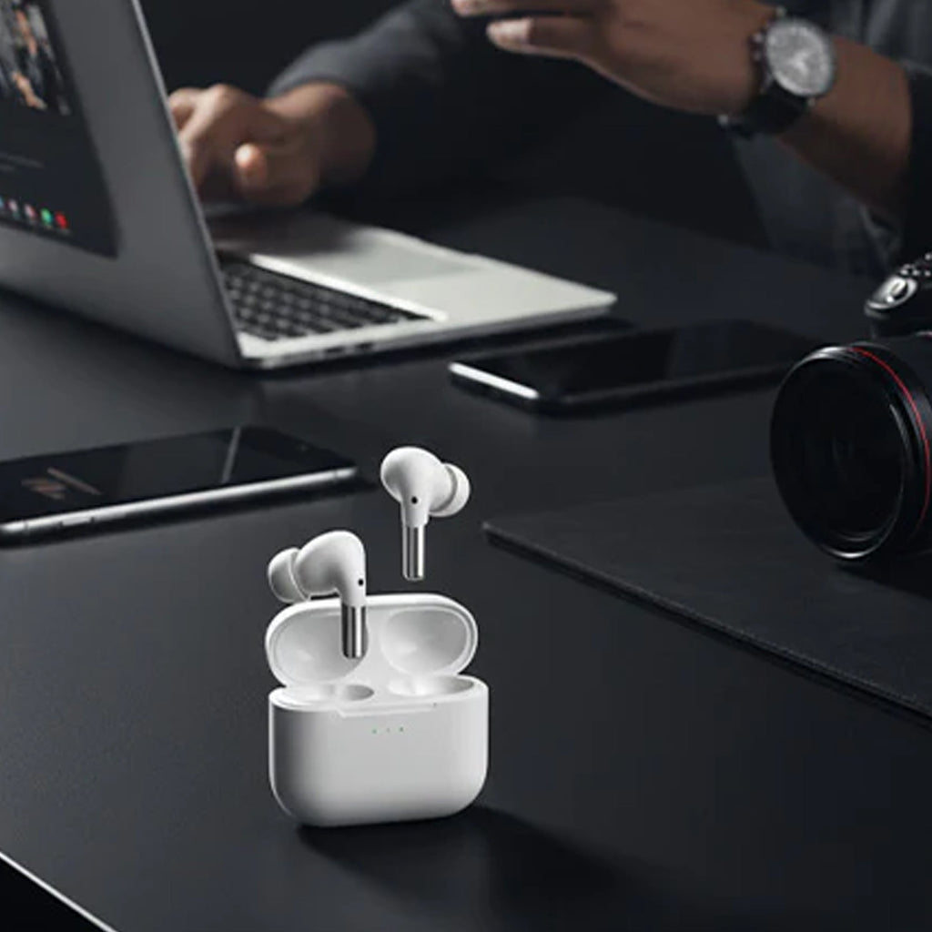 Wireless Gaming Earbuds with Mic